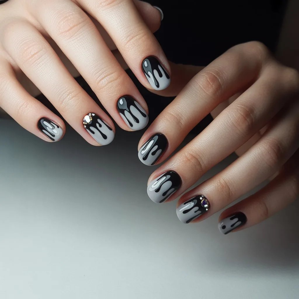 Black Drip Mini Nails