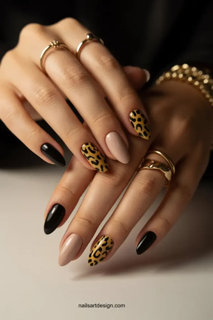 Black & Nude Fall Nails
